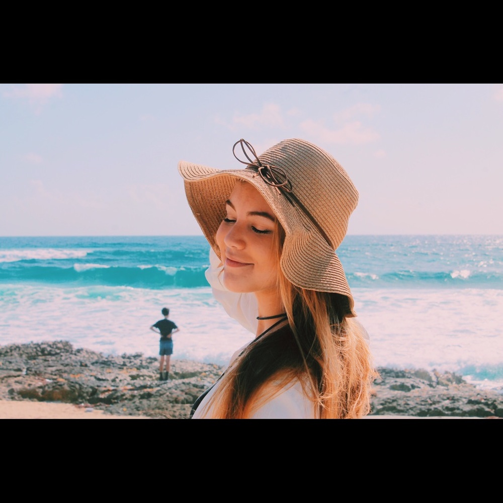 Beach/pool hat